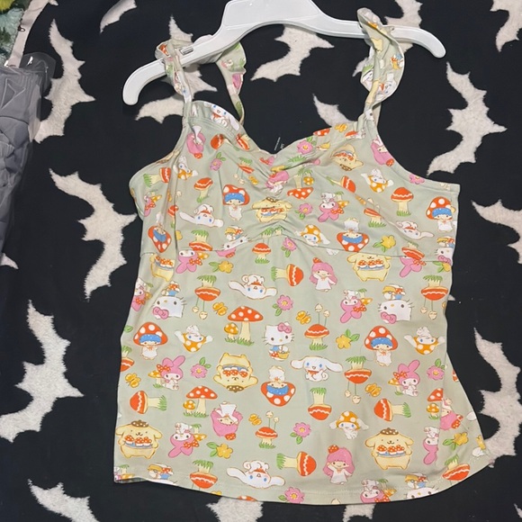 Cute hello kitty and friends Print Tank Top - Picture 1 of 1